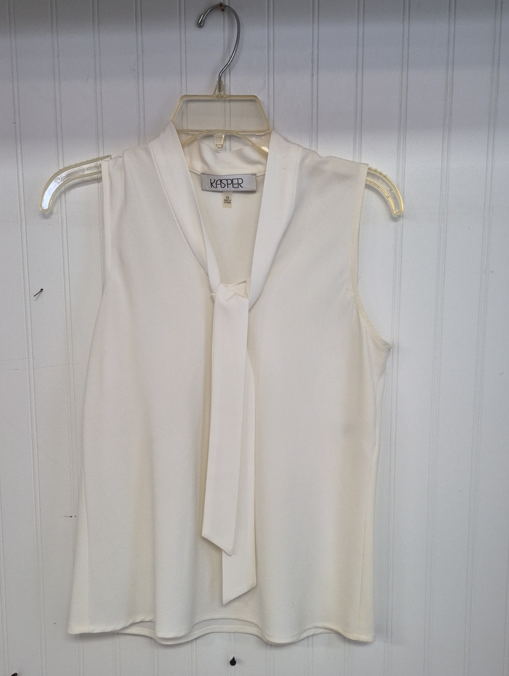 1006- Kasper Cream Sleeveless Tie-Neck Camisole